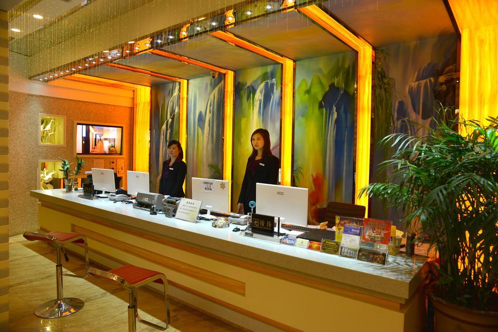 Yiwu Chu Xin Hotel Extérieur photo